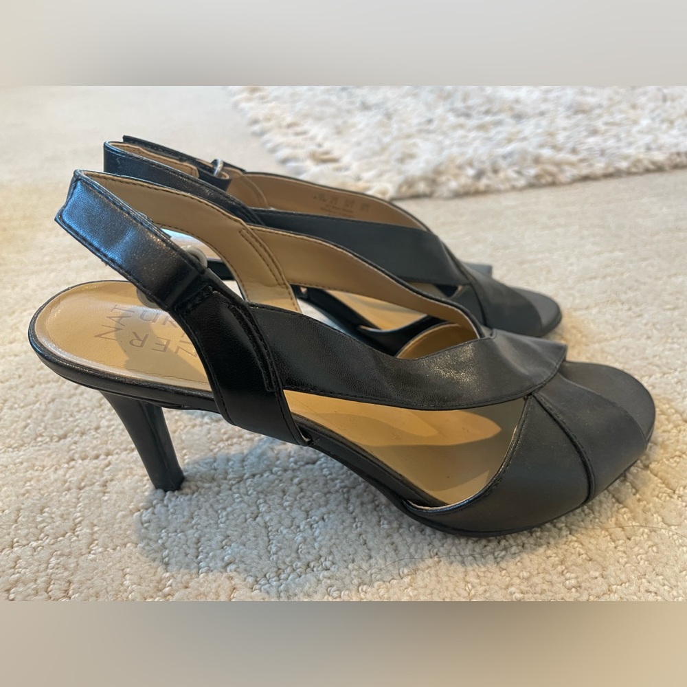 Naturalizer Barrie Heel, size 8.5